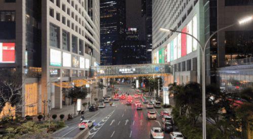 国产夜景视频手机版,捕捉夜色之美，尽享光影盛宴